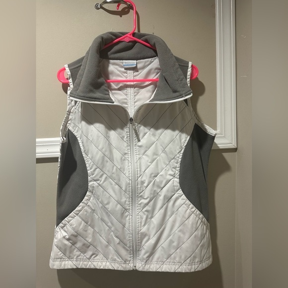 Columbia Vest‎ - Picture 1 of 4